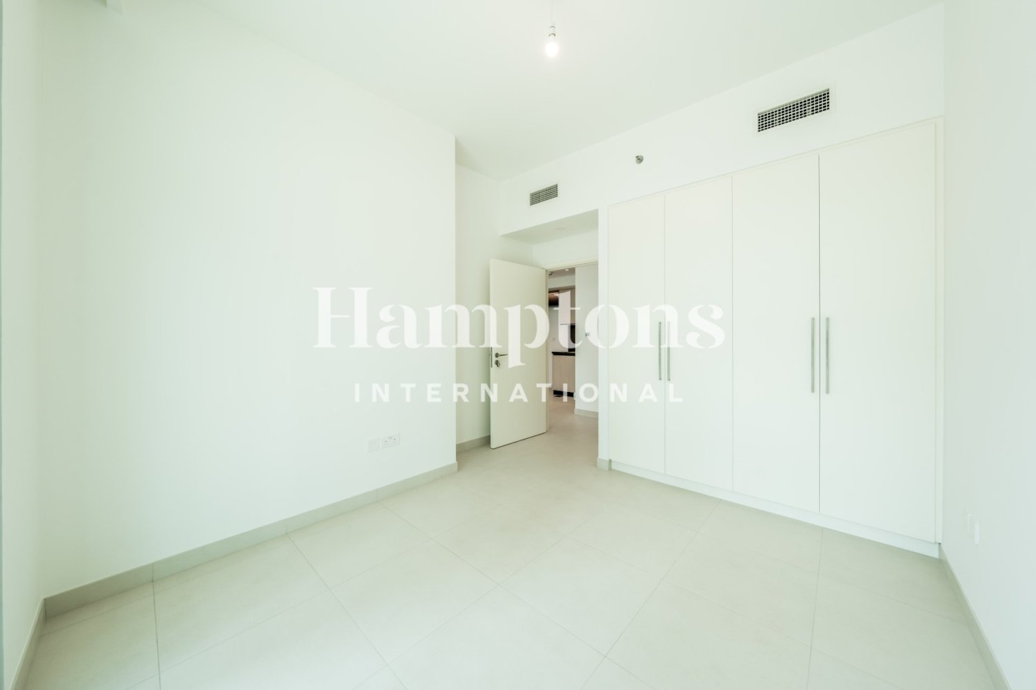 1 bedroom Apartment in Downtown Dubai (Downtown Burj Dubai), UAE No. 122241