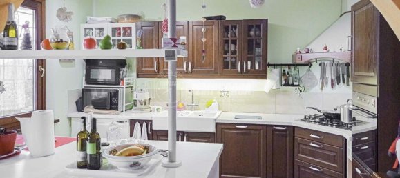 5 rooms Villa in Oriolo Romano, Italy No. 4584 17