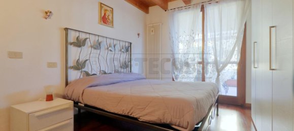 5 rooms Apartment in Caldogno, Italy No. 15268 12