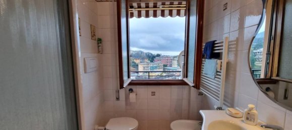 Квартира с 3 комнатами в Рапалло, Италия № 103229 10