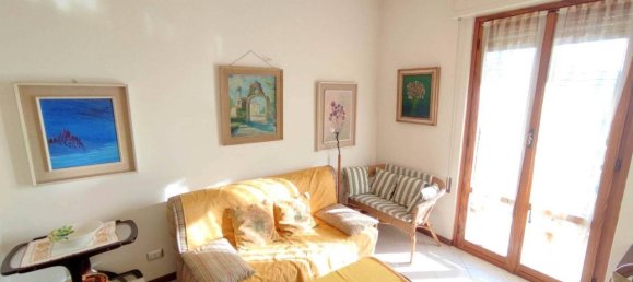 Квартира с 3 комнатами в Рапалло, Италия № 103229 5