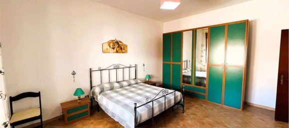 6 rooms House in Petrosino, Italy No. 260498 9