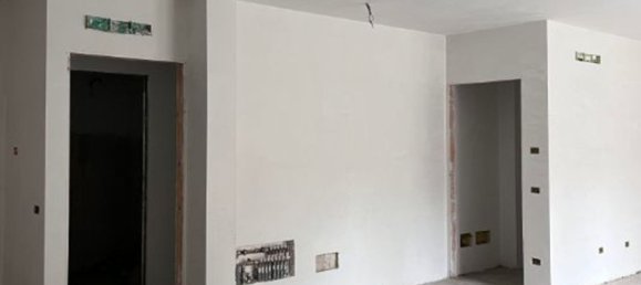 3 rooms Apartment in Villasanta, Italy No. 98448 2