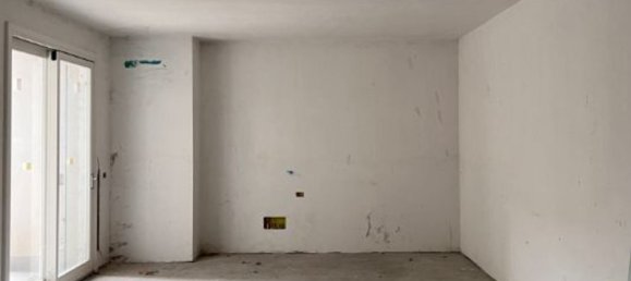 3 rooms Apartment in Villasanta, Italy No. 98448 8