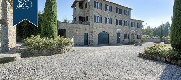 40 bedrooms Hotel in Cortona, Italy No. 117722 11