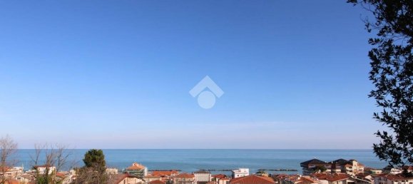 Вилла с 6 спальнями в Франкавилла аль Маре, Италия № 39772 23