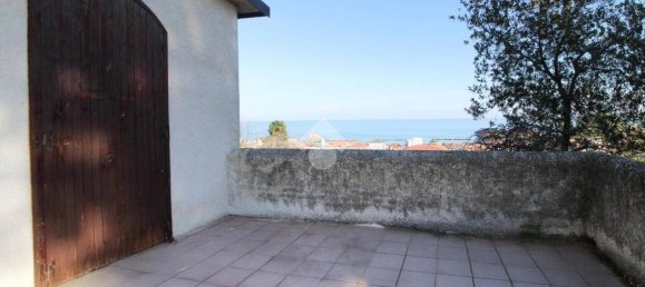 Вилла с 6 спальнями в Франкавилла аль Маре, Италия № 39772 24