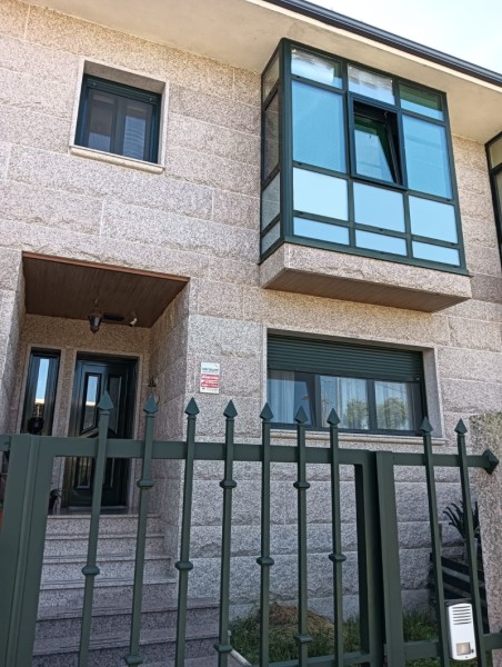 Дом с 4 спальнями в Луго, Испания № 244680