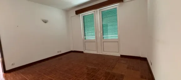 Edifício em Ponta Delgada, Portugal 1091 m² N.º 91870 30