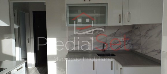 1 bedroom Apartment in Lisbon, Portugal No. 155263 3