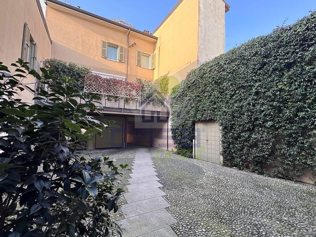 2 rooms Apartment in Cremona, Italy No. 162186