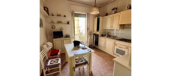 2 Schlafzimmer Wohnung in Genoa, Italy, Nr. 318007 16