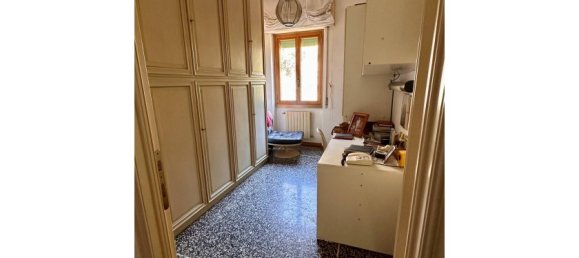 2 Schlafzimmer Wohnung in Genoa, Italy, Nr. 318007 5
