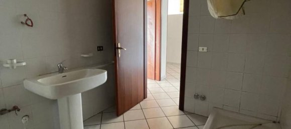 13-salle Maison à Ariano Irpino, Italy No. 150979 9