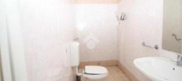 2 rooms Commercial property in Susa, Italy No. 222029 7