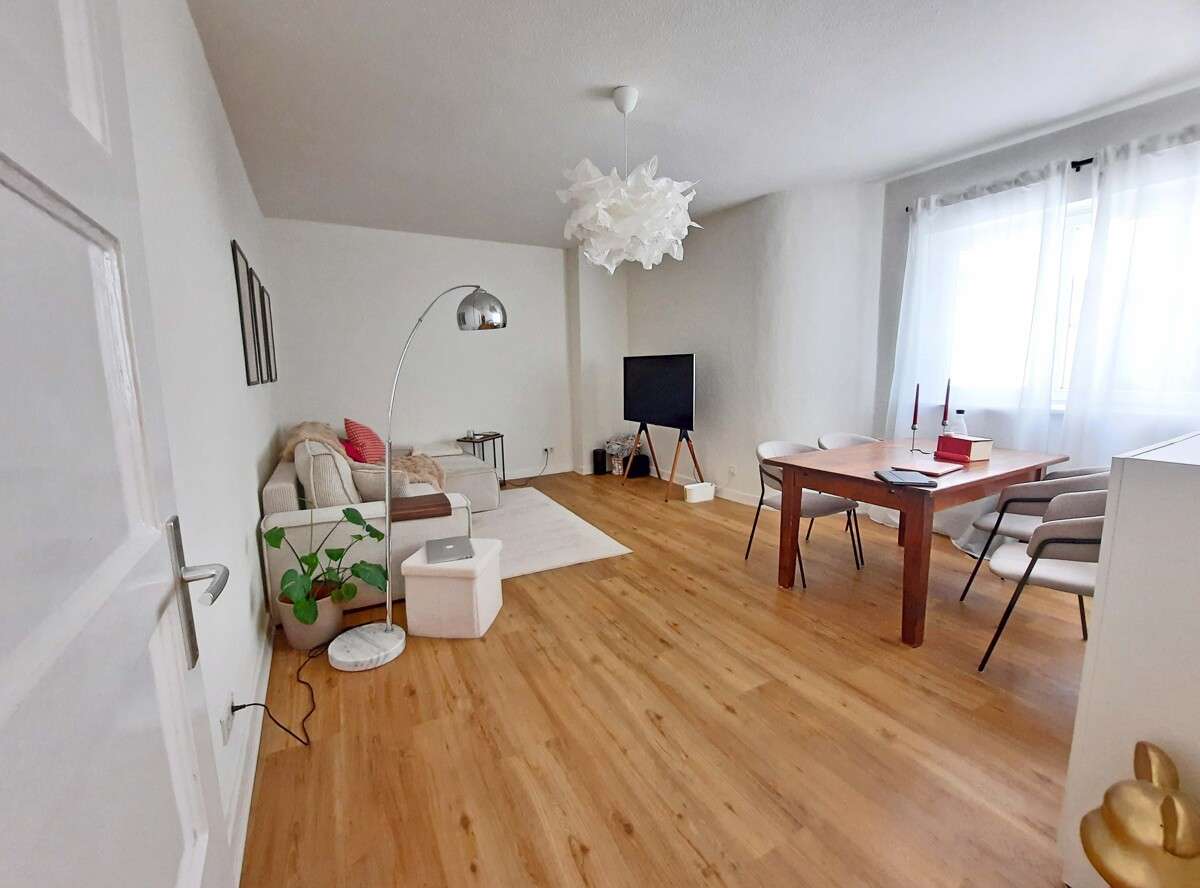 2-salle Appartement à Hamburg-Nord, Germany No. 277844