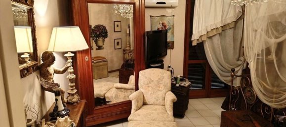 6-salle Maison à Carrara, Italy No. 48157 17