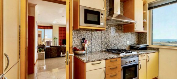 2 bedrooms Penthouse in Albufeira, Portugal No. 131548 23