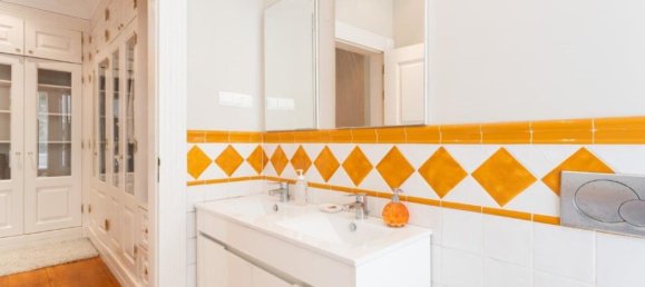 4 bedrooms House in Lisbon, Portugal No. 215318 28