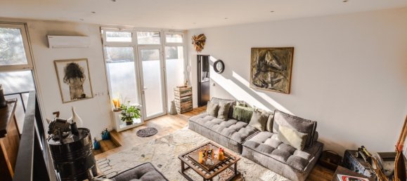 2 bedrooms Apartment in Courbevoie, France No. 136815 3