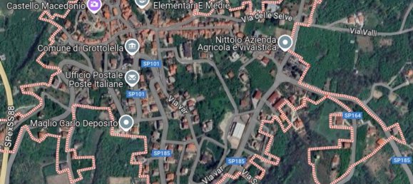 5 rooms Apartment in Grottolella, Italy No. 93692 3