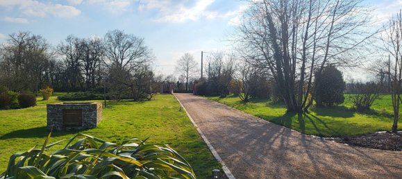 4 bedrooms House in Mayenne, France No. 95509 2