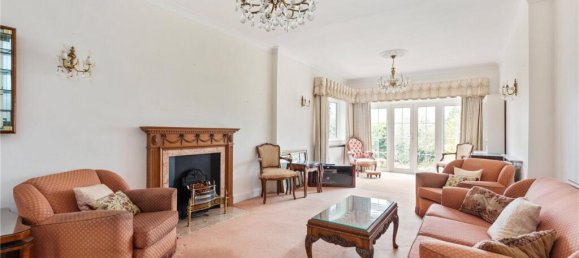 4 Schlafzimmer Haus in Finchley, United Kingdom, Nr. 3618 7