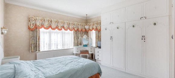 4 Schlafzimmer Haus in Finchley, United Kingdom, Nr. 3618 10