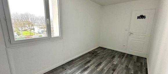 2 chambres Appartement à Joué-lès-Tours, France No. 40826 8