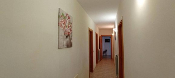 5 rooms Apartment in L'Aquila, Italy No. 171700 7