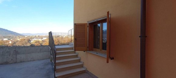 5 rooms Apartment in L'Aquila, Italy No. 171700 20