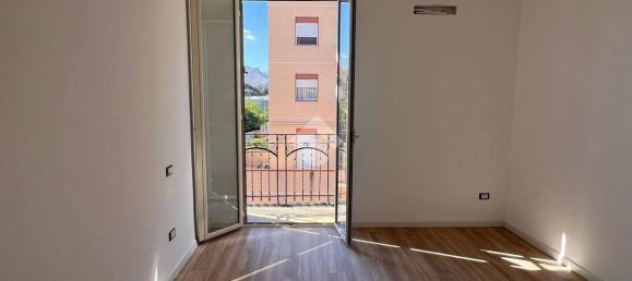 2 chambres Appartement à Palermo, Italy No. 270574 21