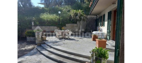 10 غرف نوم فيلا في Buggiano, Italy رقم 294793 6