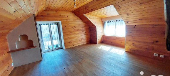 4 Schlafzimmer Haus in Cerisiers, France, Nr. 323599 12