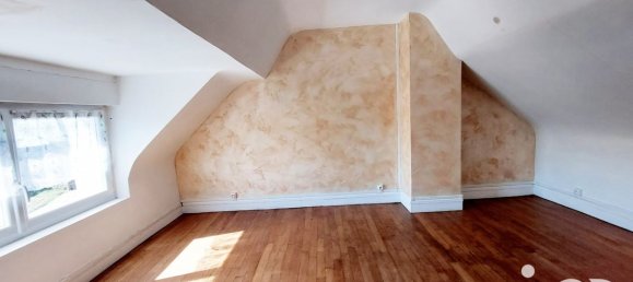 4 Schlafzimmer Haus in Cerisiers, France, Nr. 323599 9