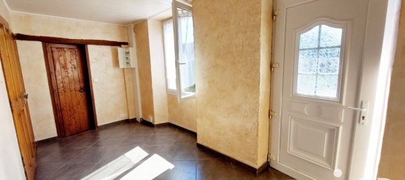 4 Schlafzimmer Haus in Cerisiers, France, Nr. 323599 3