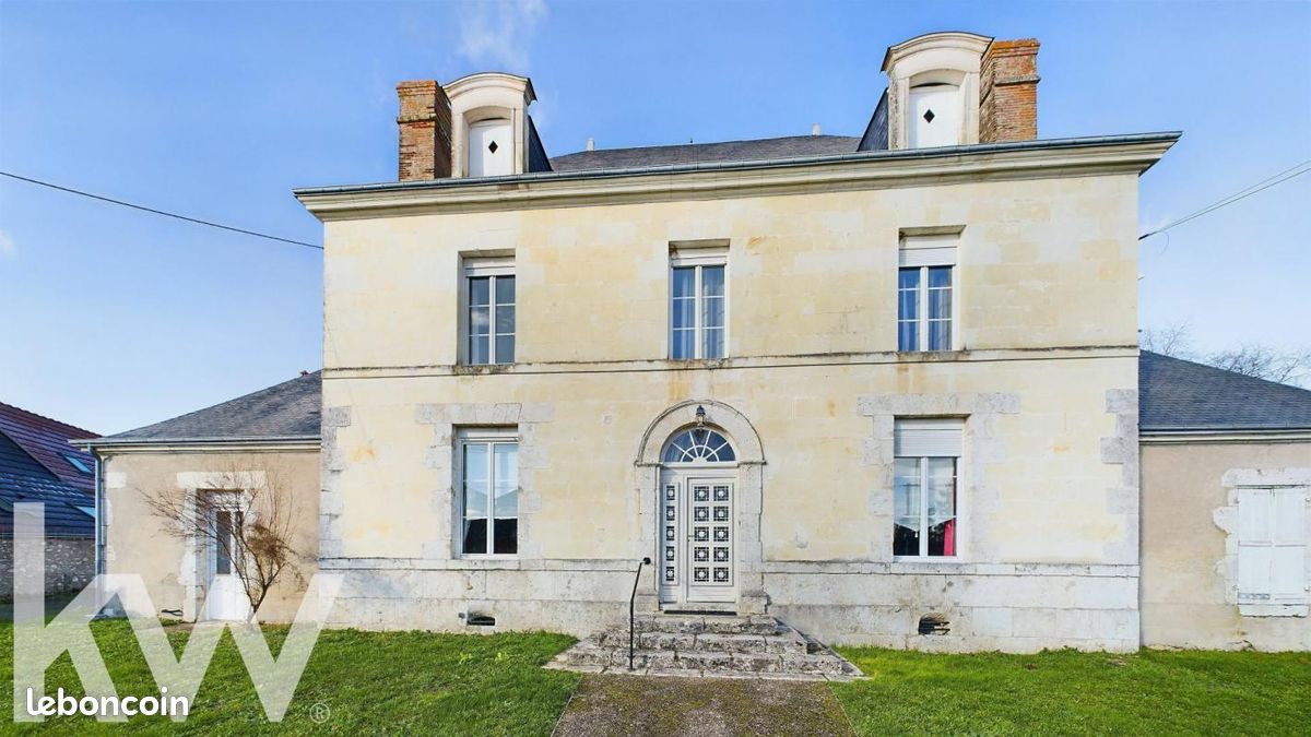 5 bedrooms House in Millancay, France No. 43517