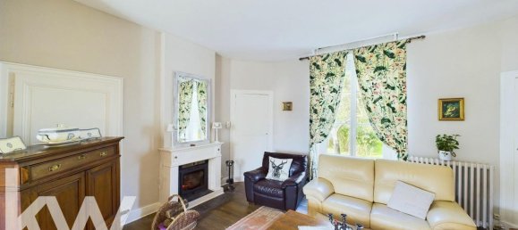 5 bedrooms House in Millancay, France No. 43517 4