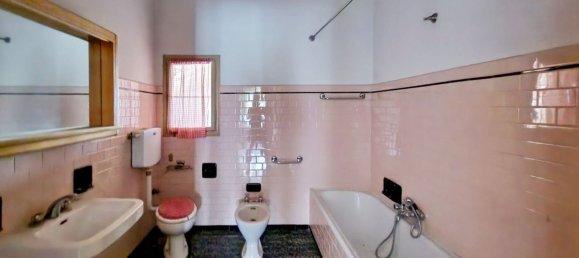5 rooms House in Lozzo Atestino, Italy No. 90846 16