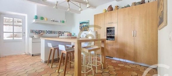 5 bedrooms Villa in Draguignan, France No. 286900 8