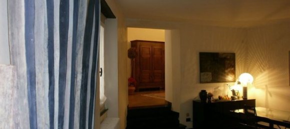 5غرفة منزل ذو طابقين في Savona, Italy رقم 68937 12