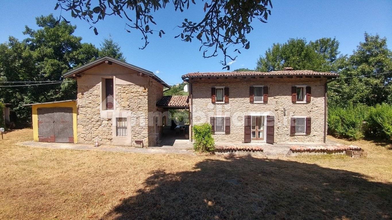 3 bedrooms House in Zocca, Italy No. 260888