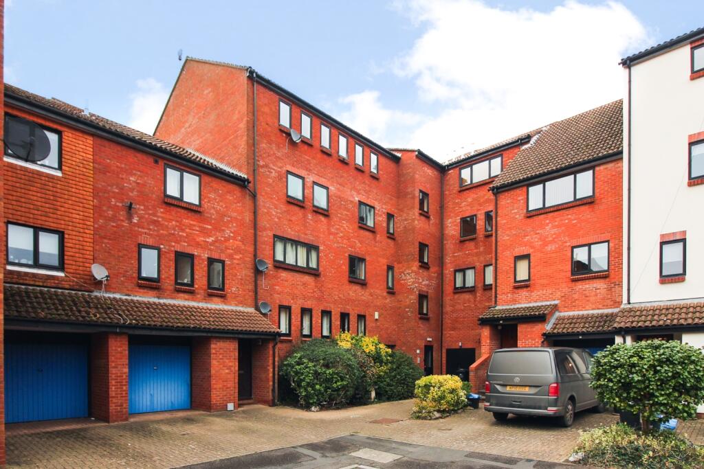 2 bedrooms Apartment in Bridgwater, United Kingdom No. 13748