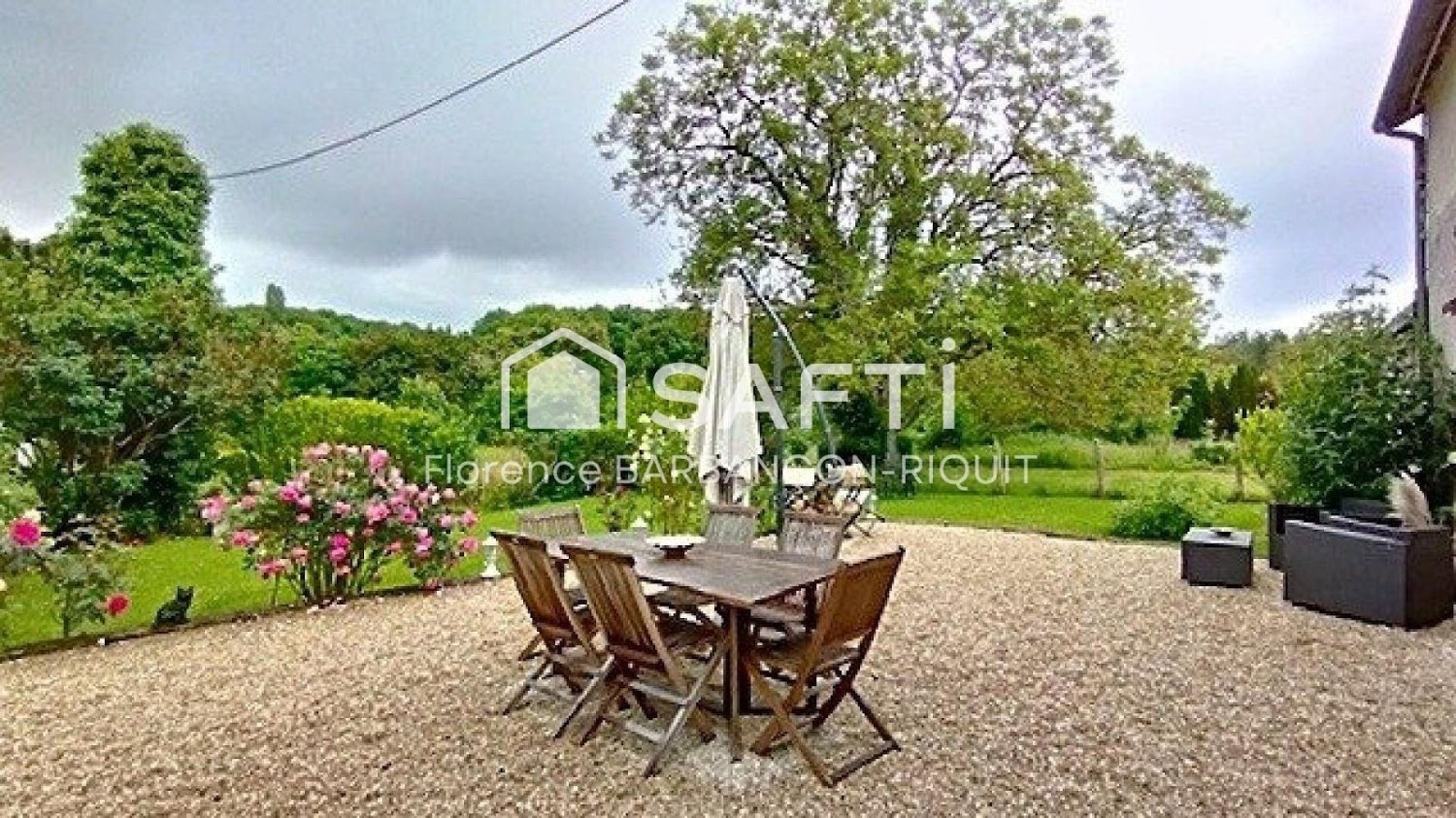 4 bedrooms Castles in Charnizay, France No. 39941