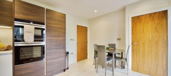 2 bedrooms Apartment in Enfield, United Kingdom No. 11500 6