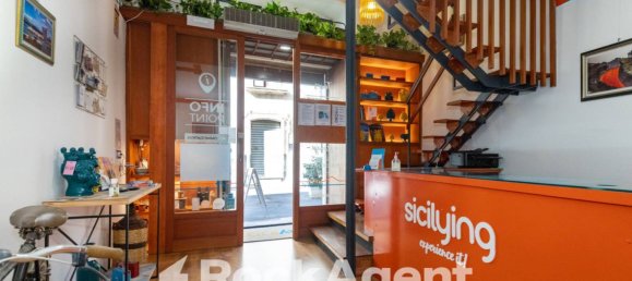 2 rooms Commercial property in Catania, Italy No. 203859 4