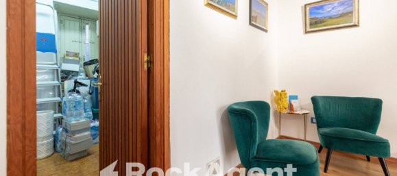 2 rooms Commercial property in Catania, Italy No. 203859 8