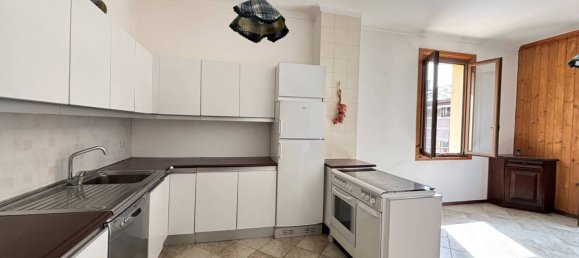 3 chambres Appartement à Saint Vincent, Italy No. 297745 8