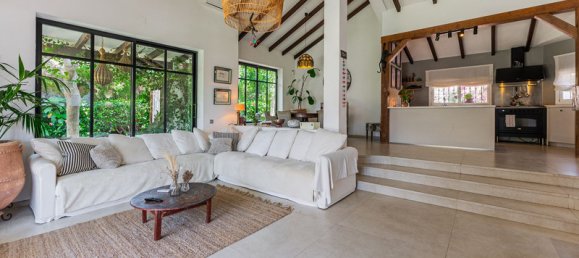 4 Schlafzimmer Villa in Estepona, Spain, Nr. 34829 3