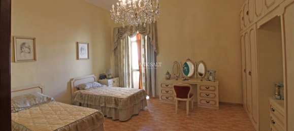 3 bedrooms Townhouse in Zebbug, Malta No. 2558 5